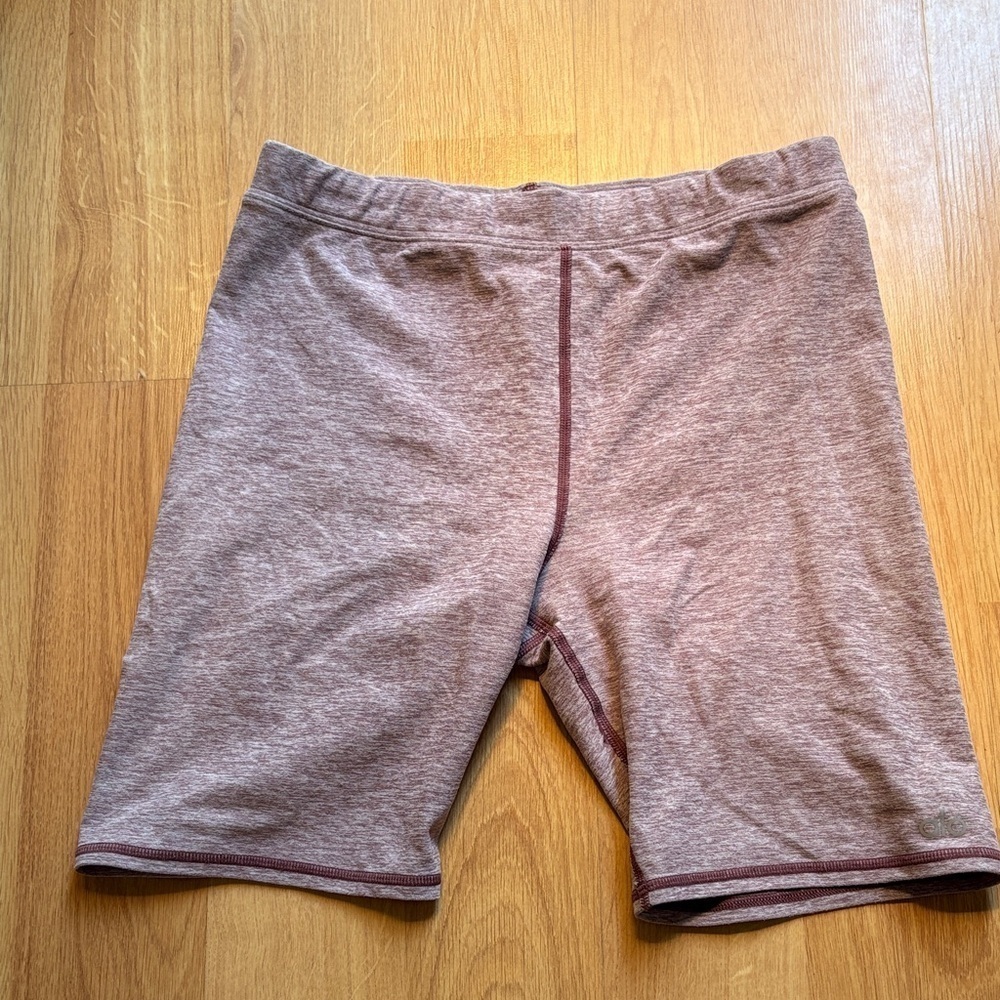 Alo air soft biker short legging size small